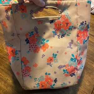 Floral lunch box